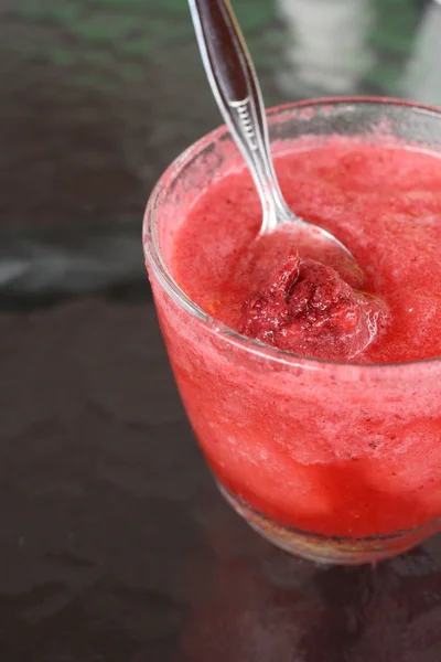 Strawberry smoothie — Stock Photo, Image