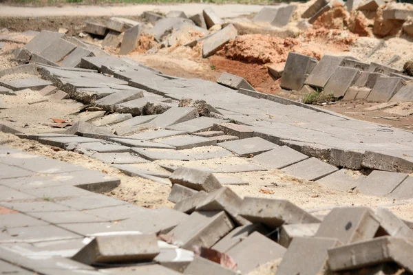 Ladrillo gris para construcción —  Fotos de Stock