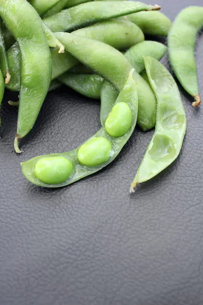 Groene erwten — Stockfoto