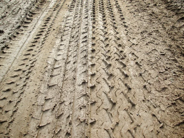 Wheel tracks on the soil. — Stock Photo, Image