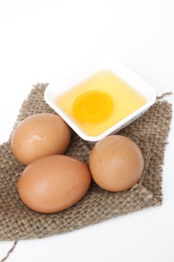 kahverengi yumurta