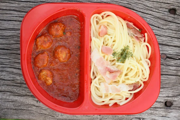 Pasta och köttbullar — Stockfoto