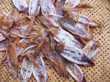 Kuru Mürekkep balığı 