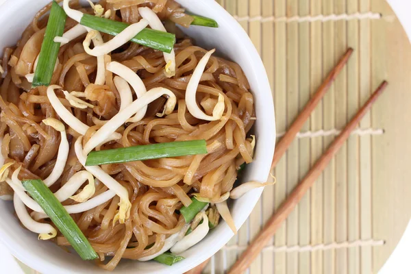 Fideos fritos —  Fotos de Stock