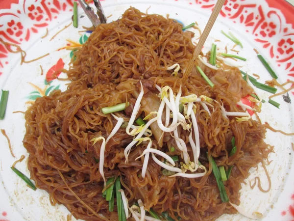 Fried noodles — Stock Photo, Image