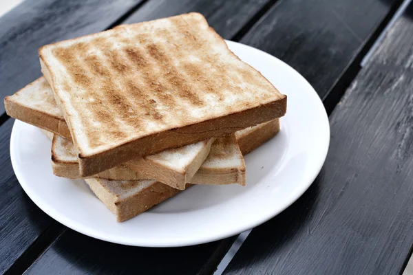 Pan tostado en rodajas — Foto de Stock