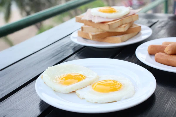 Сніданок з тости — стокове фото