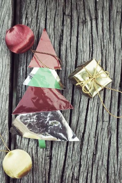 Paper christmas tree with gifts — Stock Photo, Image