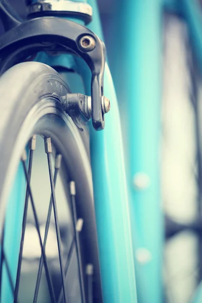 Винтажное велосипедное колесо — стоковое фото