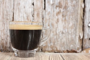 Antika arka plan ile kahve fincanı