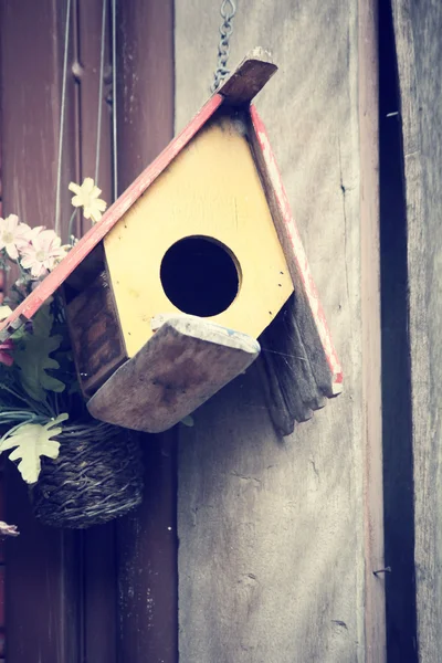 Casa do pássaro — Fotografia de Stock
