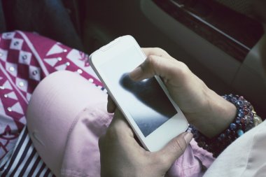 Akıllı telefon araba kullanma