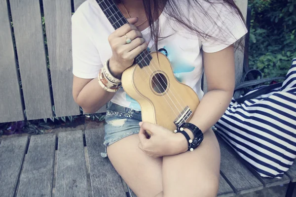 Women with ukulele — Stock Photo, Image