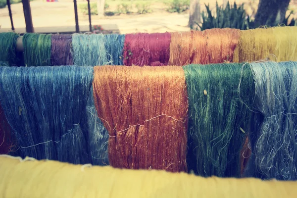 RAW silk tråd — Stockfoto