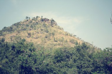 dağlar ve ırmaklar