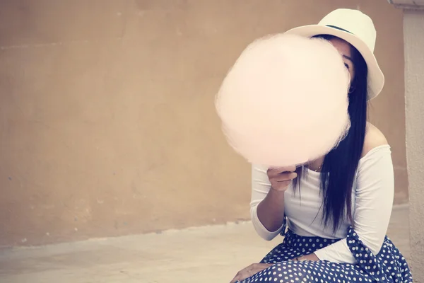 Woman with cotton candy — Stock Photo, Image