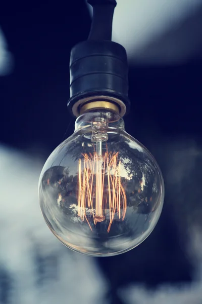 Vintage light bulb — Stock Photo, Image