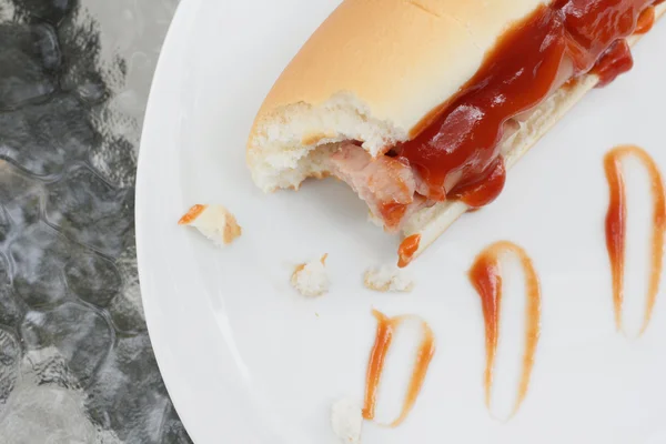 Fast food hot dog with ketchup — Stock Photo, Image