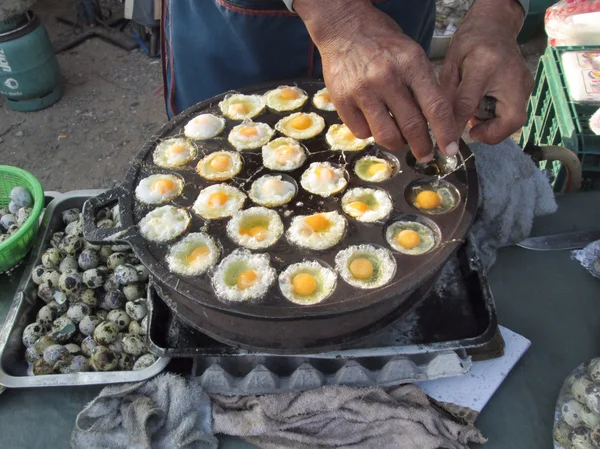 Bıldırcın yumurtası — Stok fotoğraf