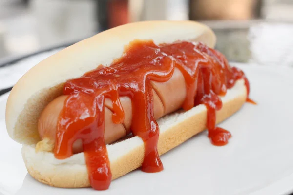 Fast food hot dog with ketchup — Stock Photo, Image