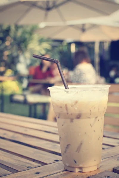 Iced koffie in Cafe — Stockfoto