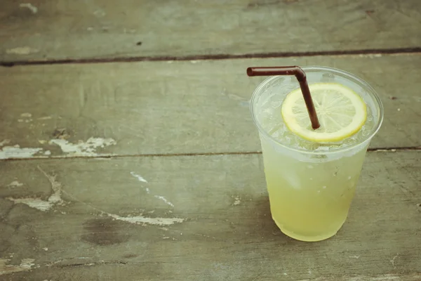 柠檬饮料 — 图库照片