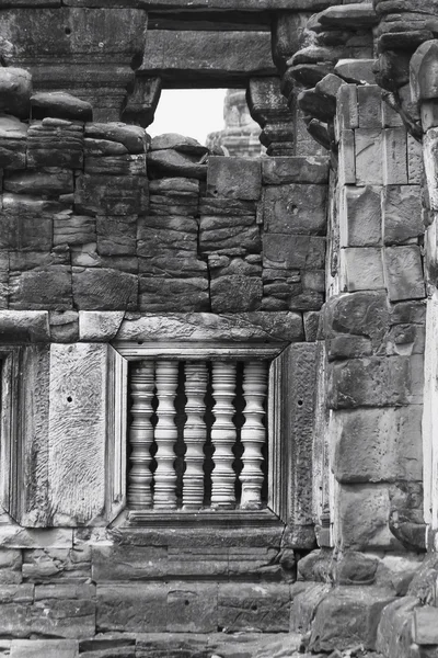 Ancient window - cambodia art — Stock Photo, Image