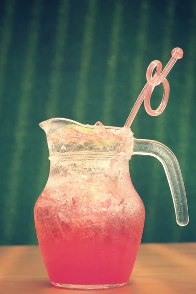 เครื่องดื่มสตรอเบอร์รี่ — ภาพถ่ายสต็อก