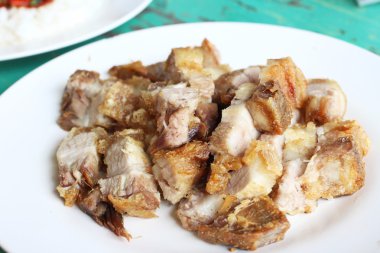 Çizgili domuz kızarmış