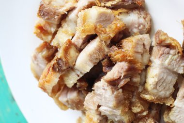 Çizgili domuz kızarmış