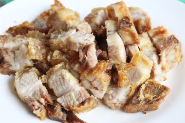 Çizgili domuz kızarmış