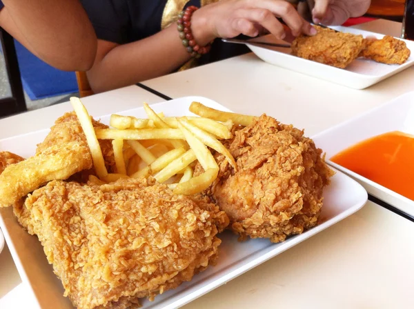 Fried chicken — Stock Photo, Image