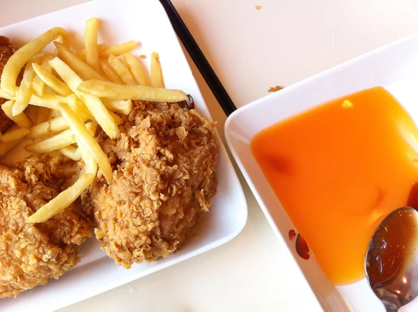 Fried chicken — Stock Photo, Image