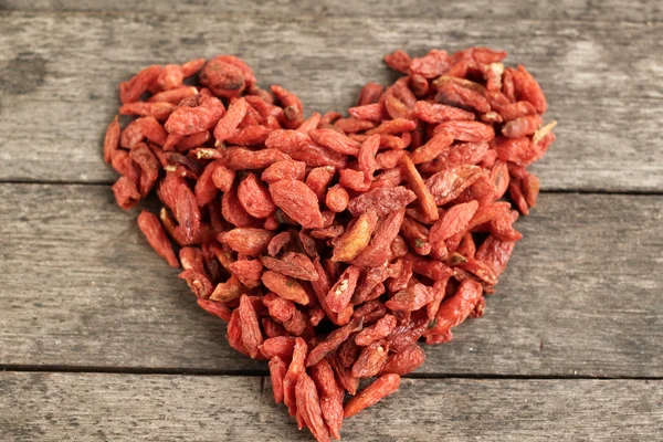 Corazón de bayas de goji secas —  Fotos de Stock