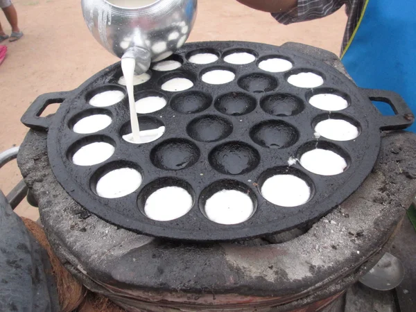 Mistura de leite de coco açúcar e farinha . — Fotografia de Stock