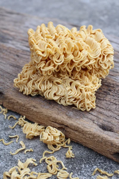 Dry instant noodle — Stock Photo, Image