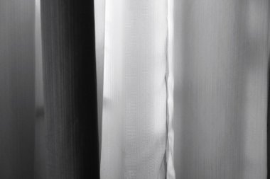 Gölge ile perdeler pencere