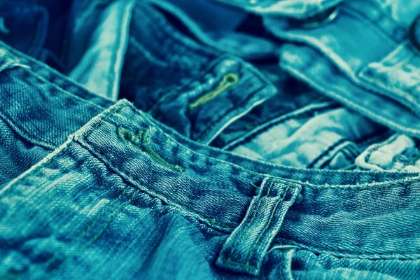 Stapel Jeans — Stockfoto
