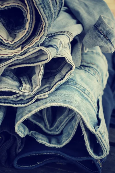 Bunt med jeans — Stockfoto