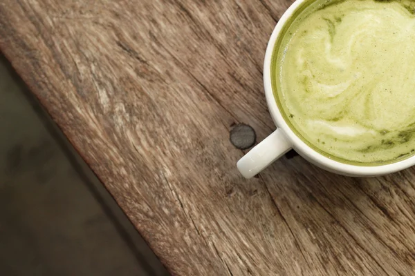 Green tea and milk — Stock Photo, Image