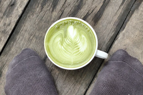 Selfie de té verde y leche con pie —  Fotos de Stock