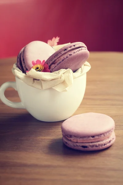 Blueberry macaroons — Stock Photo, Image