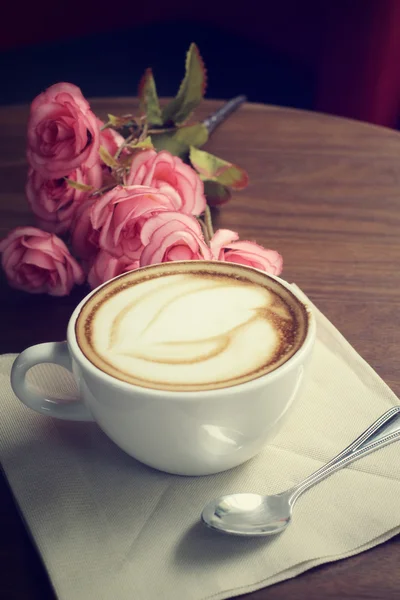 Vintage latte art coffee — Stock Photo, Image