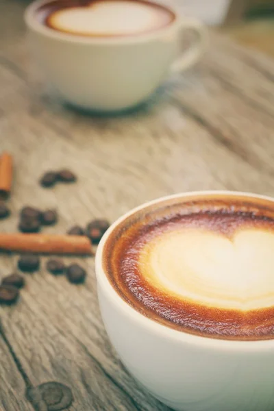 Dva šálky kávy latte art — Stock fotografie