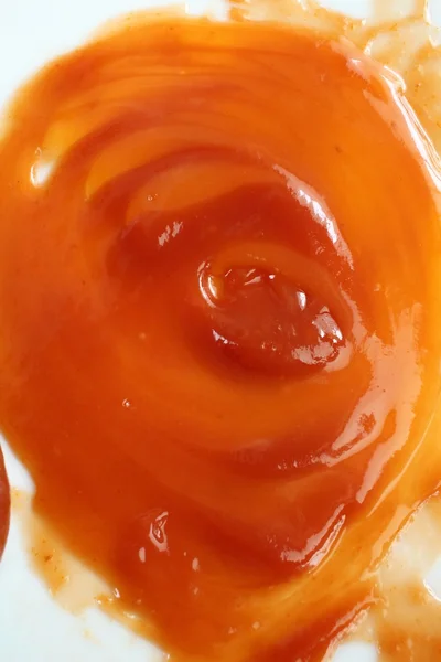 Ketchup mit Chilisoße — Stockfoto