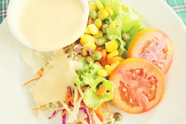 Salade met mayonaise — Stockfoto