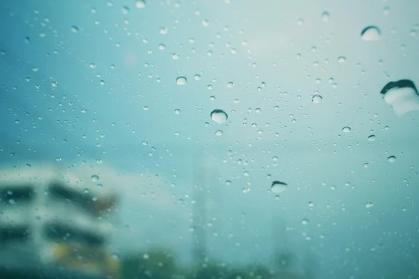 Gota de água com cidade — Fotografia de Stock