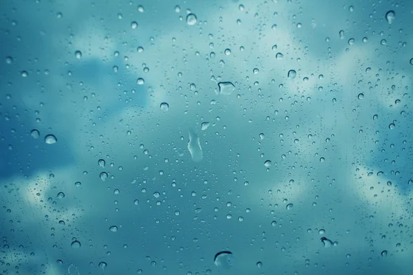 空と水ドロップ — ストック写真