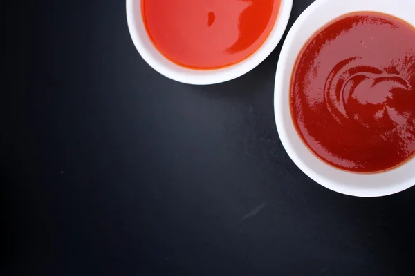 Ketchup met chili saus — Stockfoto