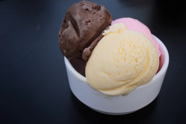 Ice cream chocolate with strawberry and vanilla — Stock Photo, Image